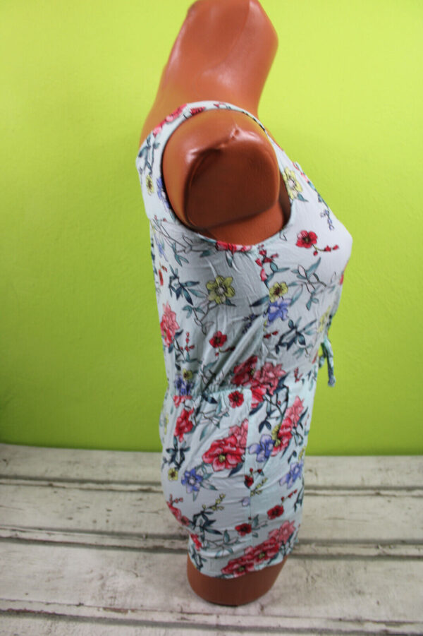 Box#119 Playsuit Jumpsuit 134/140 Overall Einteiler ärmellos Shorts Blumen blau – Bild 3