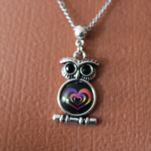 Modeschmuck zarte Kette Edelstahl mit Eulen Anhänger Rarität Glas Cabochon Herz