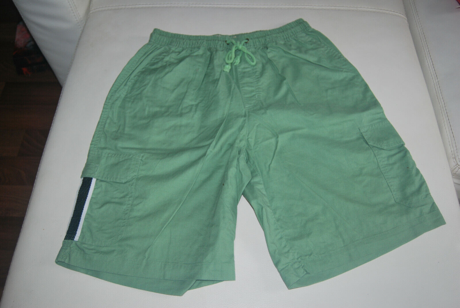 Box#65 John F. Gee Herren kurze Hose 04 S Sommer Shorts grün elastischer Bund