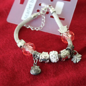 Scarlet Bijoux Armkette Armband Bettlerarmband mit Anhänger Modeschmuck silbern